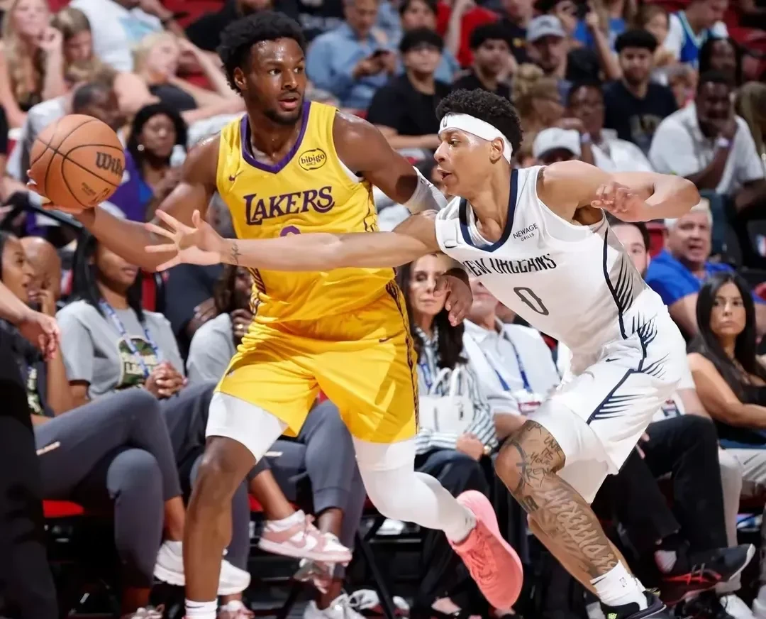 开云下载-爵士险胜湖人，拉文统治全场的简单介绍