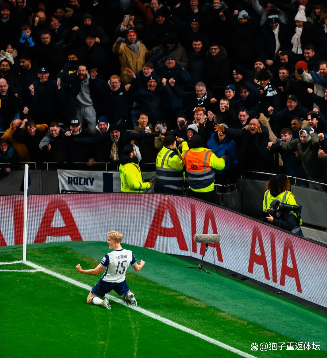 开云体育平台APP-利物浦横扫荷兰，阿什拉夫统治全场