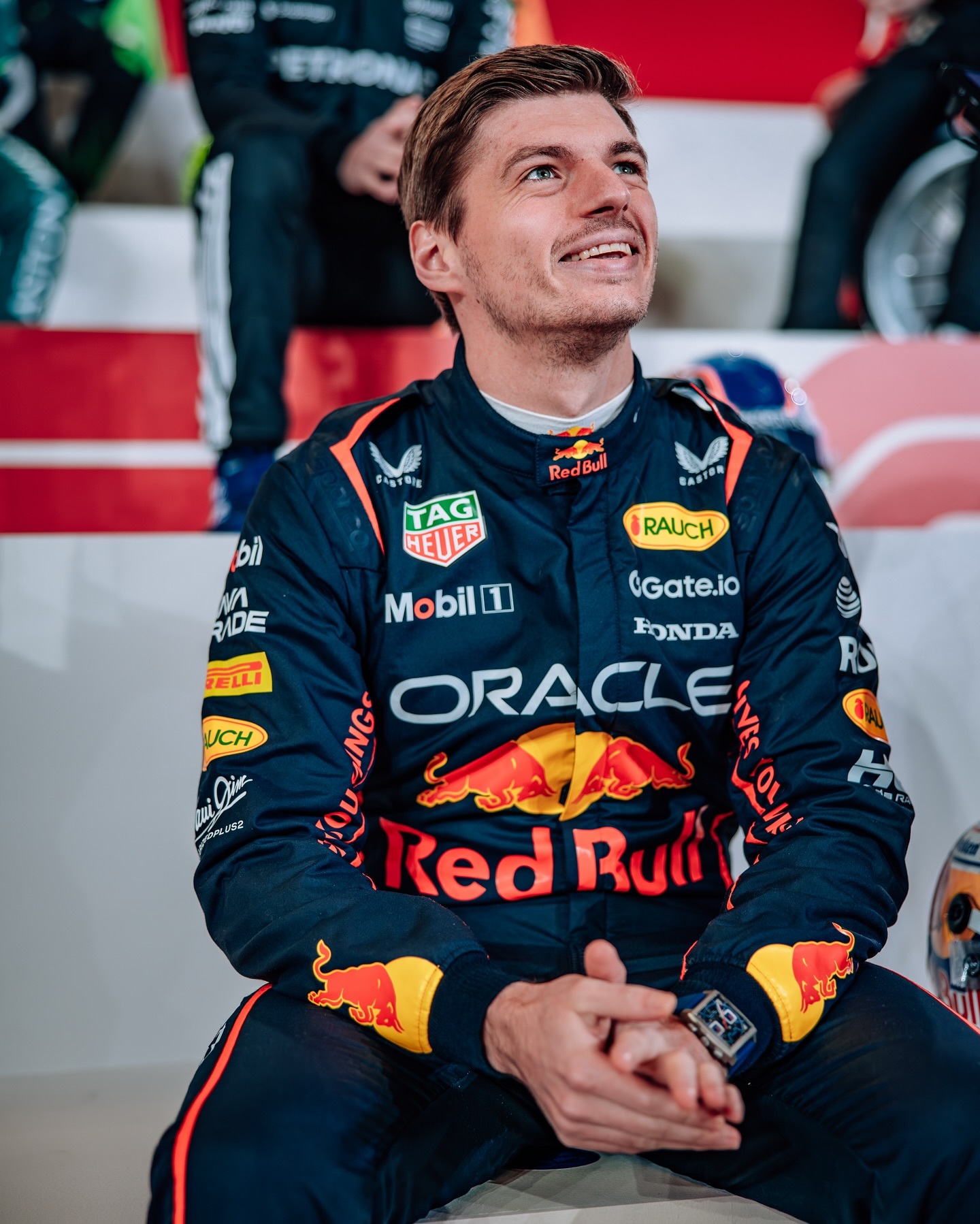 开云体育入口-红牛车队完胜雷诺车队，拉塞尔带队取胜