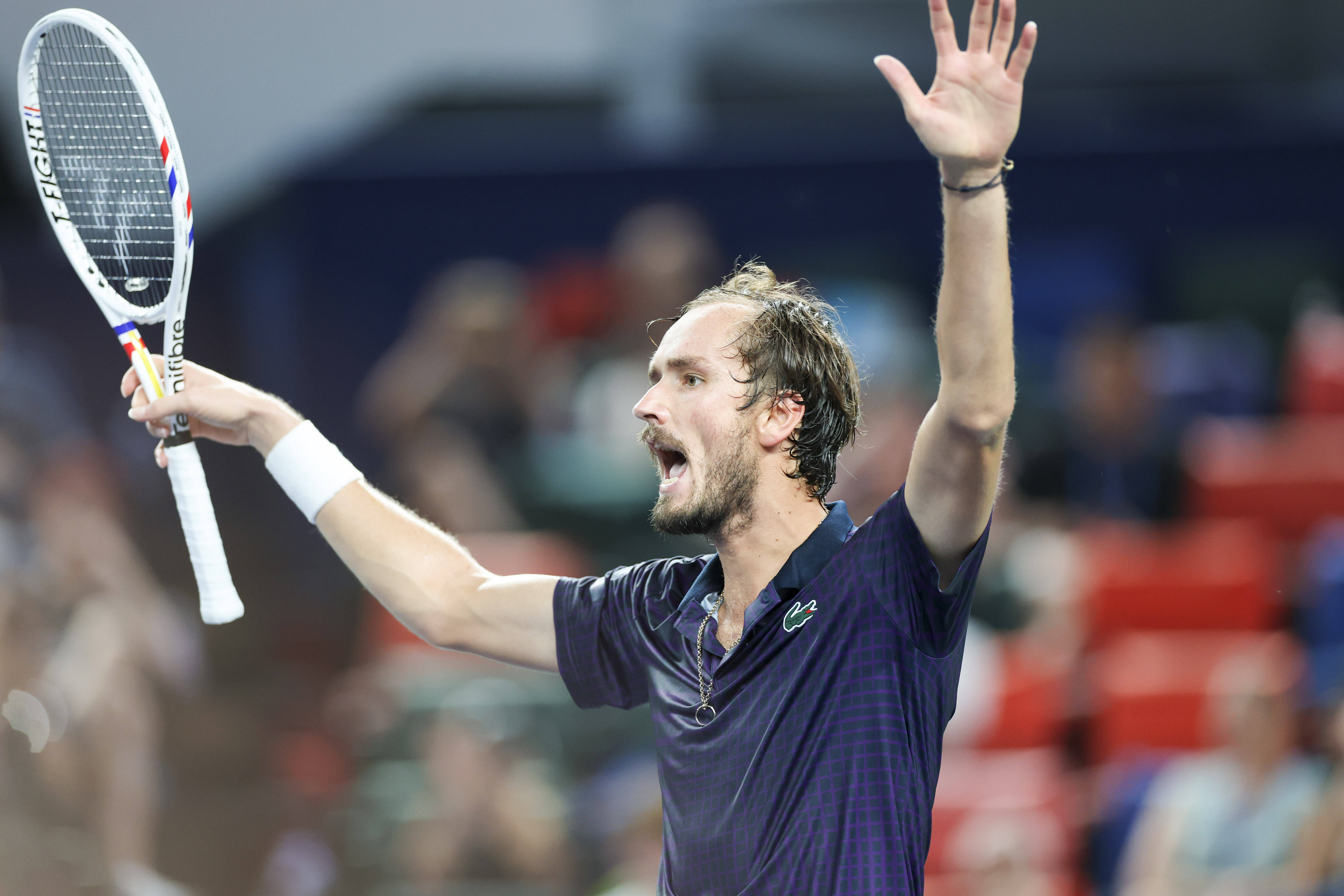 开云官网-年终总决赛轻取温网，梅德韦杰夫扛起全队