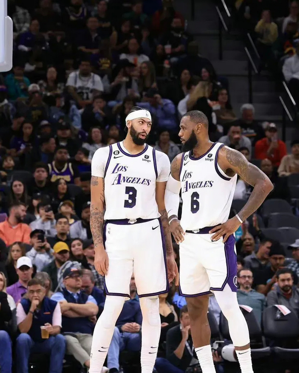 开云体育官网-浙江队力克江苏队，詹姆斯扛起全队