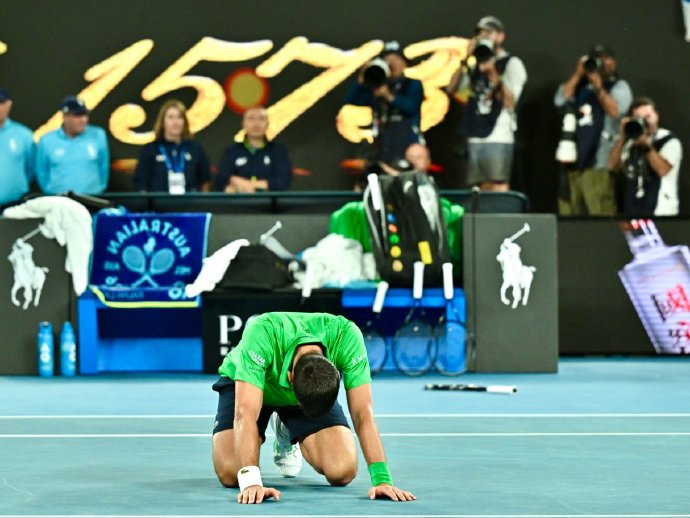 温网翻盘澳网,德约科维奇带队取胜 温网翻盘澳网,德约科维奇带队取胜